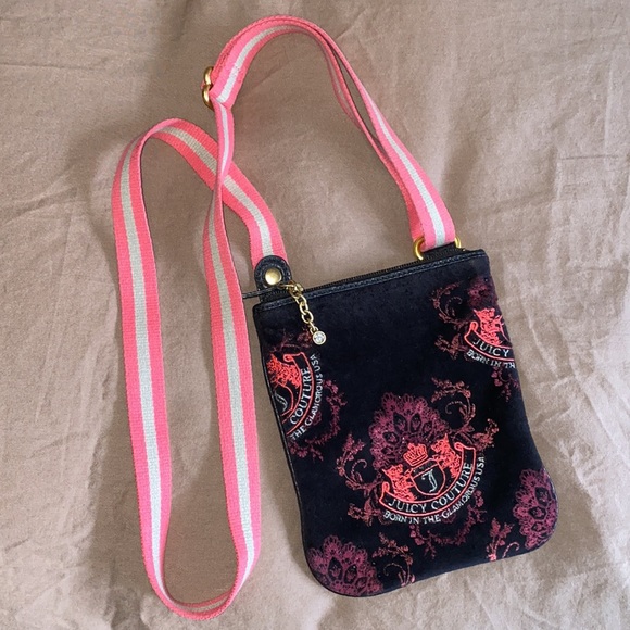 Juicy Couture Crossbody - Picture 14 of 14